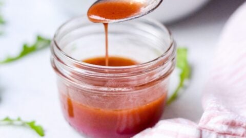 5-Minute Pomegranate Salad Dressing