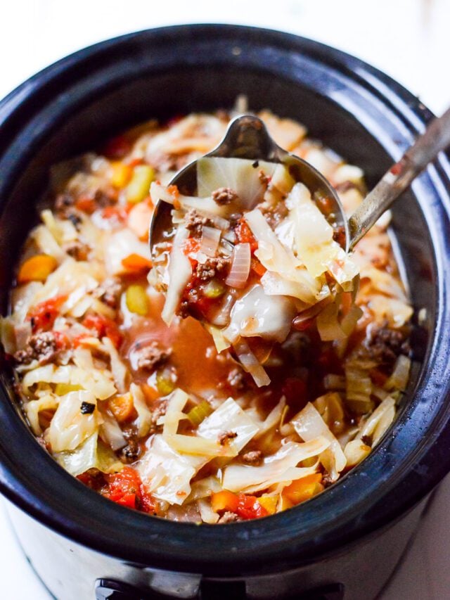 cropped-Slow-Cooker-Spicy-Cabbage-Soup-3.jpg